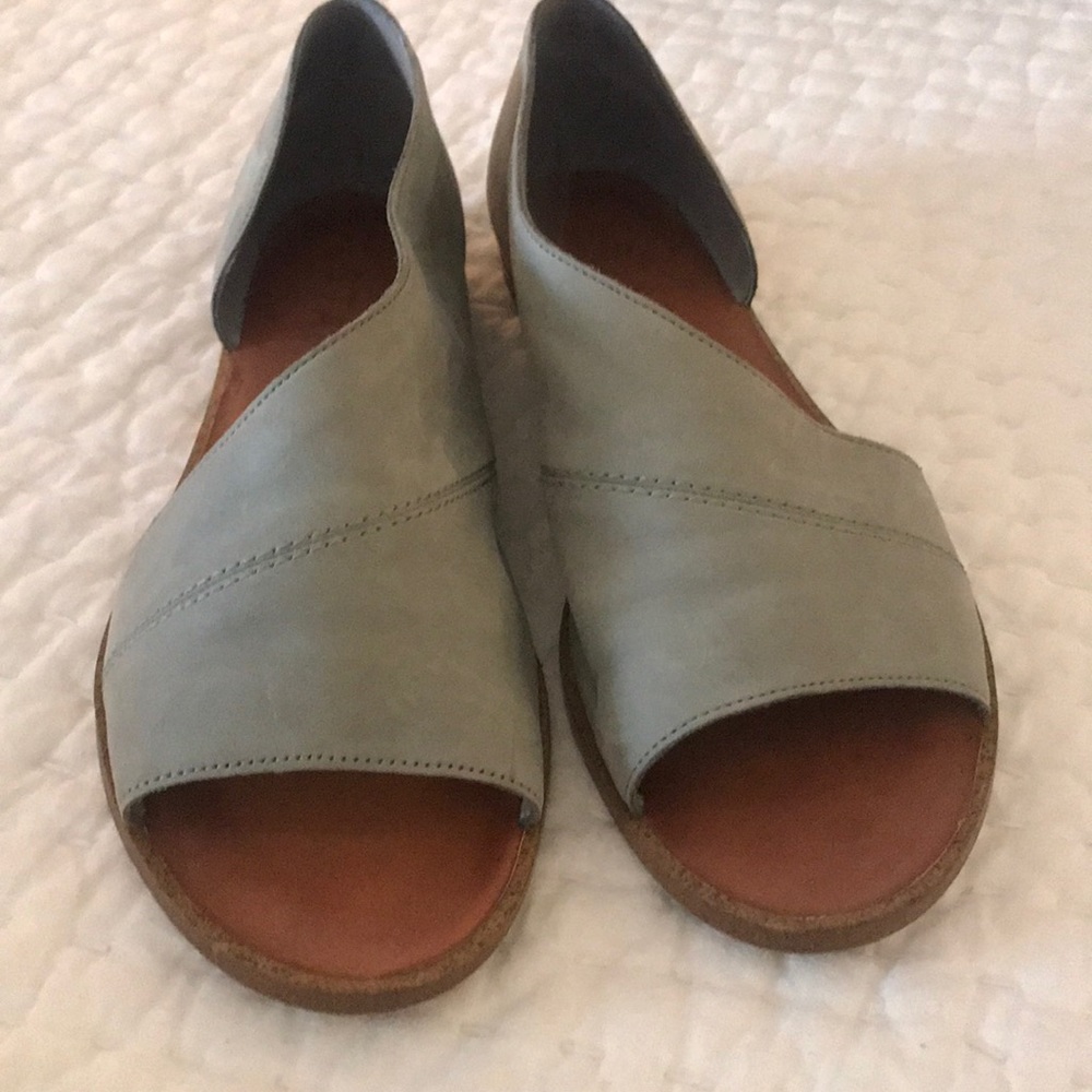 1. State flat